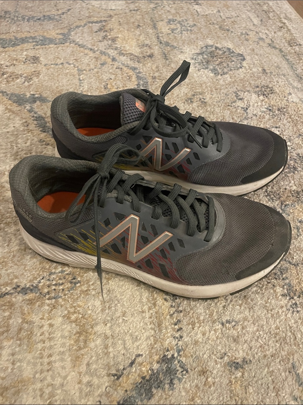 New Balance boys Fuelcore Urge V2 Gray Athletic Shoes Orange Yellow Accents, 6.5
